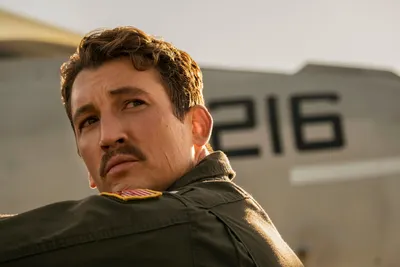 Обои Top Gun Maverick Miles Teller 4K для iPhone #4521c