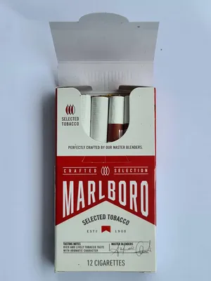Marlboro Red - CiggiesWorld