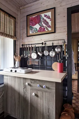 Кухня на даче – 30 красивых идей дизайна кухни на даче в деревянном доме |  Houzz Россия