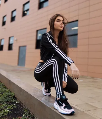 В наличии классный костюмчик Adidas для малышей читайте ниже: 300 000 сум -  Одежда для мальчиков Ташкент на Olx