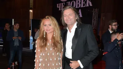 Чем занималась до замужества с Дмитрием Маликовым его супруга и как  выглядит ее взрослая дочь - Рамблер/новости