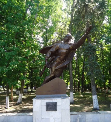 Галерея портретов знаменитых симбирян-ульяновцев