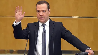 Дмитрий Медведев: считаю себя пока еще достаточно молодым политиком -  Интервью ТАСС