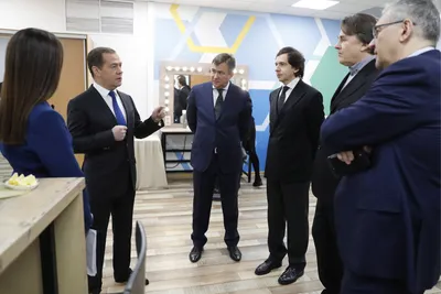 Медведев заявил, что Украина никому не нужна и её не будет на планете