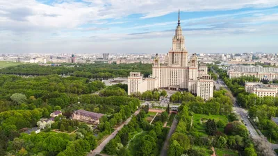 10 мест, которые обязательно нужно посетить в Москве