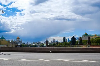 Moscow, Russia [OC] [2460 × 3280] | Пейзажи, Красивые места, Странные места