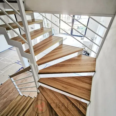 Ширина лестницы на второй этаж в частном доме, размеры ступенек лестницы на  2 этаж, оптимальные габариты