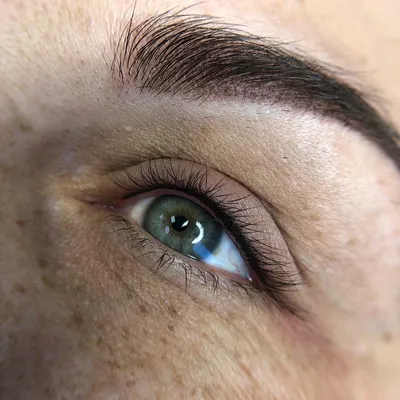 Шаг за шагом: как сделать межресничный татуаж глаз