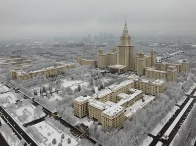 Файл:Главное здание МГУ - зеркальный холл.jpg — Википедия