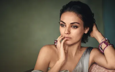 Обои Mila Kunis Elle 2018 1600x1200, разрешение HD 4k, изображения, фоны, фотографии и картинки 1600x1200