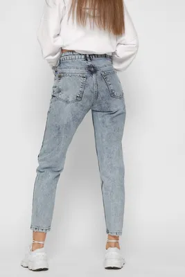Какие джинсы купить: самые модные модели осень-зима 2022-2023 | theGirl