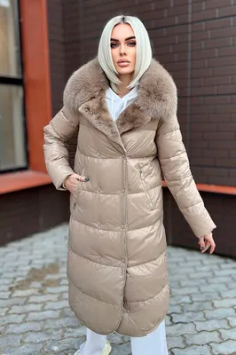 Стилистка назвала россиянам самые модные пуховики на зиму | Стиль