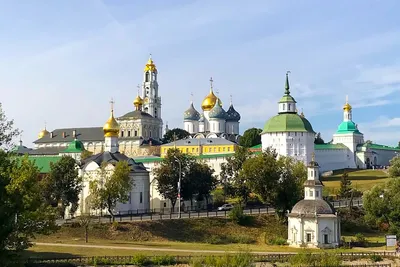 Дорога в Лавру» (Москва — Сергиев Посад)