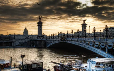 Мост Александра III и грандиозные Palais, Париж, Франция Стоковое  Изображение - изображение насчитывающей место, памятник: 112113883