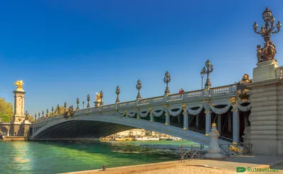 Beautiful bridges - Мост Александра III (Париж, Франция) Пожалуй, мост  Александра III можно назвать самым изящным: на нем живут нимфы, Пегасы и  херувимы. Он перекинут через Сену, соединяя Дом инвалидов с Елисейскими