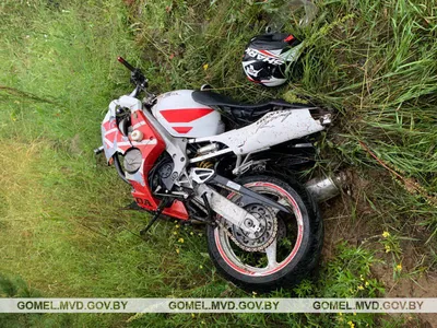 Мотоциклист получил перелом ключицы при падении на трассе М10 — GPVN.RU