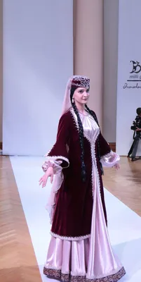 Azerbaijan traditional clothes Азербайджанский национальный костюм | Girls  frock design, Traditional outfits, Traditional dresses