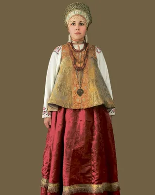 Русский народный костюм – история появления, описание русского  национального костюма, особенности и значение деталей