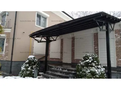 Навес над крыльцом частного дома из поликарбоната - купить по цене 41580  рублей в Москве