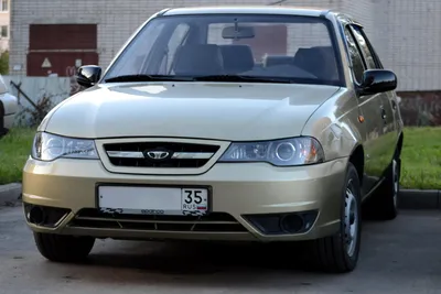 File:Daewoo Nexia Sedan (9518133942).jpg - Wikimedia Commons
