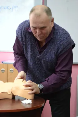 Сделал непрямой массаж сердца: многодетный отец из Углича спас жизнь  человеку | Первый ярославский телеканал