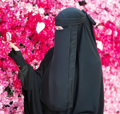 Защитники хиджаба, противники никаба. Как в Чечне понимают ислам