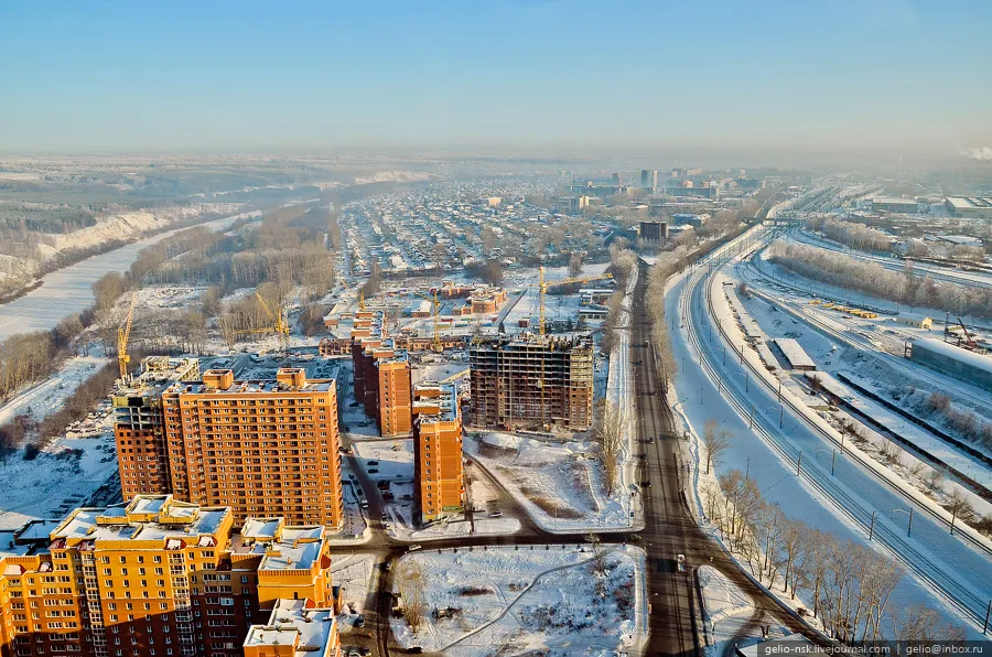 Фото в первомайском районе новосибирск. Первомайский район Новосибирск. Улица Первомайская Новосибирск. Микрорайон КСМ Новосибирск. Первомайск Новосибирск.