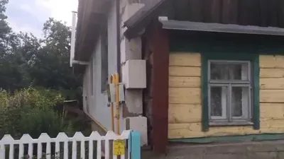 Новый дом поверх старого. Building a new house on top of the old. - YouTube