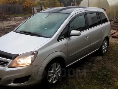 Opel Zafira 2007, комплектация Енджой, механика, минивен, расход 8-11