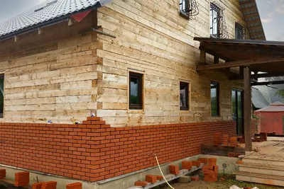 Чем покрасить деревянный дом снаружи? Какую краску выбрать? - блог Holz  House