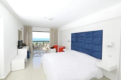 Anastasia Beach Hotel - Cyprus.com