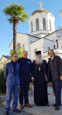 В конце октября 2018 года миссионеры Духовно-просветительского центра  города Сестрорецка Ольга Линицкая и Николай Шеляпин совершили паломническую  поездку на Черноморском побережье Северного Кавказа -События на главной