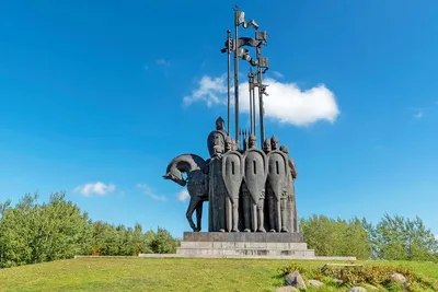 Памятник Александру Невскому Фото фотографии