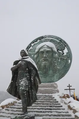 В гордском саду Кургана открыли памятник Александру Невскому