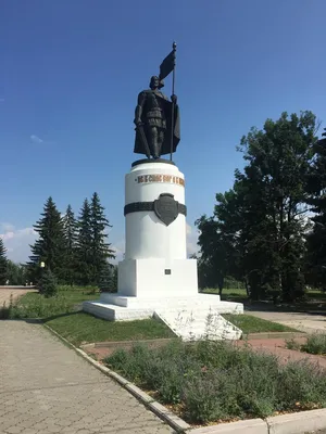 Памятник Александру Невскому (Курск) — Википедия