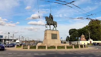 Памятник Александру Невскому (Владимир) – достопримечательность