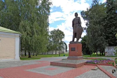 В Волжском открыли конный памятник Александру Невскому | Новости Волжского  - Волжская правда