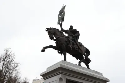 Памятник Александру Невскому в Санкт-Петербурге