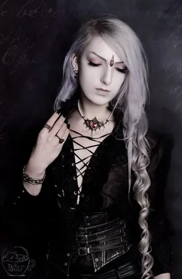 Dark gothic fashion, Goth beauty, Fashion
