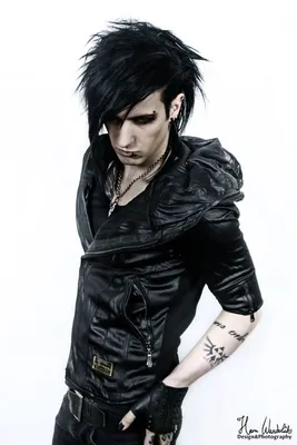 Hannes De Buhr (Yu Phoenix). | Goth fashion men, Goth guys, Punk outfits