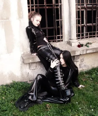 Goth couple | Goth guys, Romantic goth, Goth fashion