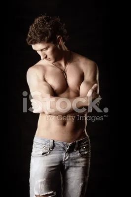 Холодный парень в джинсах стоковое фото. изображение насчитывающей шикарно  - 34692728