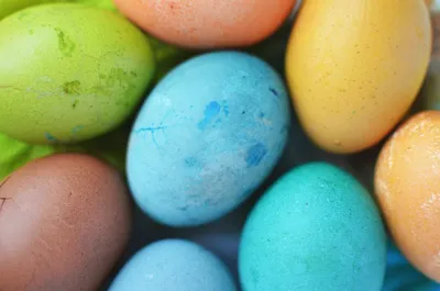 Иерей рассказал, можно ли хранить пасхальные яйца годами - РИА Новости,  04.05.2021