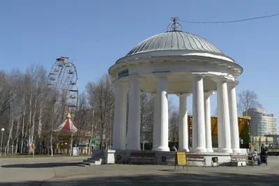 Одна Из Центральных Улиц Города Перми Пермь Россия — стоковые фотографии и  другие картинки Автобус - iStock