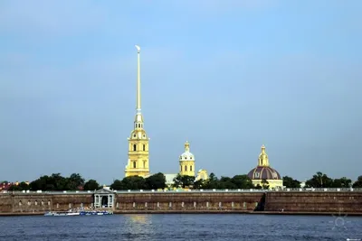 Петропавловская крепость в Санкт-Петербурге