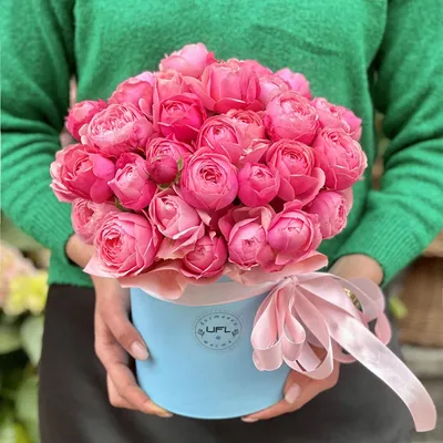 Дыхание Парижа: пионовидные розы Пинк Экспрешн и эвкалипт по цене 7145 ₽ -  купить в RoseMarkt с доставкой по Санкт-Петербургу