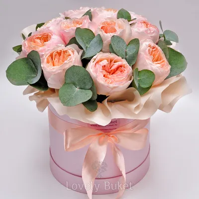 Пионы и пионовидные розы в коробке за 16 390 руб. | Бесплатная доставка  цветов по Москве