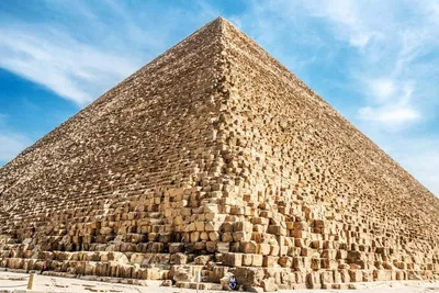 пирамида с песком и солнечным светом в небе, картина великая пирамида фон  картинки и Фото для бесплатной загрузки