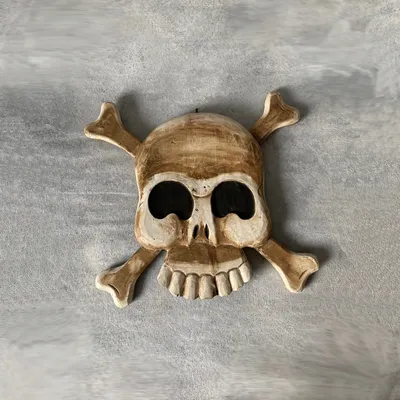 Фотка Пиратский череп на фоне океана