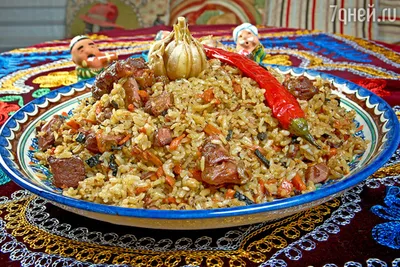 Заказать Плов узбекский 365/85г, 590 руб. - бесплатная доставка Горячие  блюда из ресторана восточной кухни BAHROMA